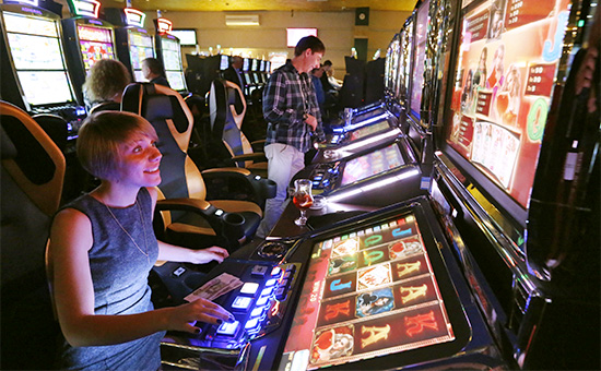 СМИ узнали о планах повысить налог для казино и букмекеров в десять ра
