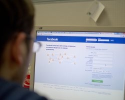 Троян похитил пароли 16 тыс. пользователей Facebook