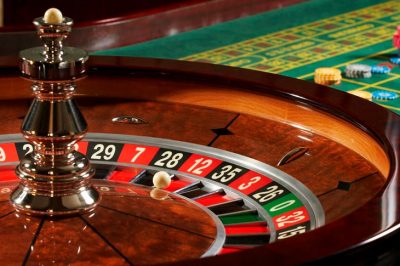 Как играть в рулетку в казино: правила игры онлайн и с live-дилерами