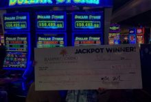 Photo of Посетительница казино Rampart в Лас-Вегасе выиграла джекпот с долларовой ставки