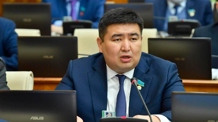 Парламент Казахстана призвал властей принять новые меры по борьбе с онлайн-казино