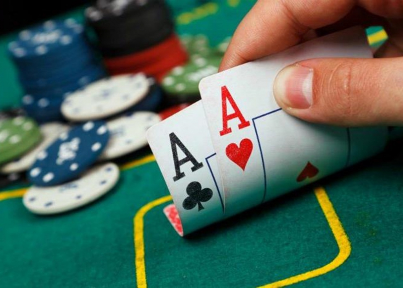 
                                Скандал на турнире по покеру в США
                            
